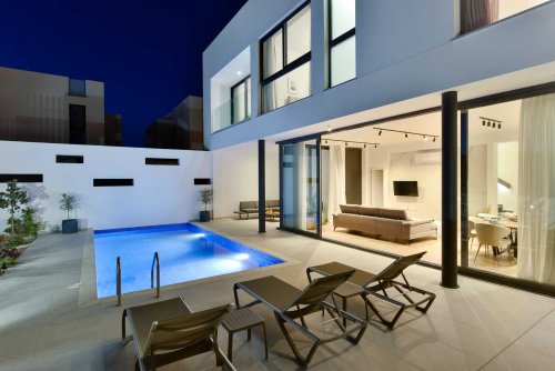 Villa for sale 201 m² in Pernera, Famagusta, 5295