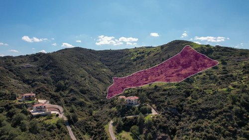 (Share) Residential field in Pigeneia, Nicosia - Image 1