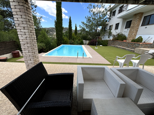 4 BR Villa in Pera Pedi, Limassol district - Image 1