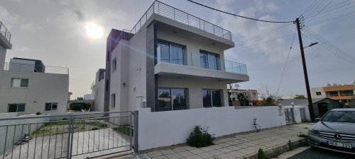 5 BR Villa in Anavargos, Paphos - Image 1