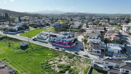 Ground Floor 2-Bedroom Apartment in Pera Chorio Nisou, Nicosia - Image 1