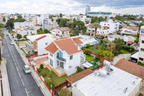 Two-storey house in Agios Dimitrios, Strovolos, Nicosia - Image 1