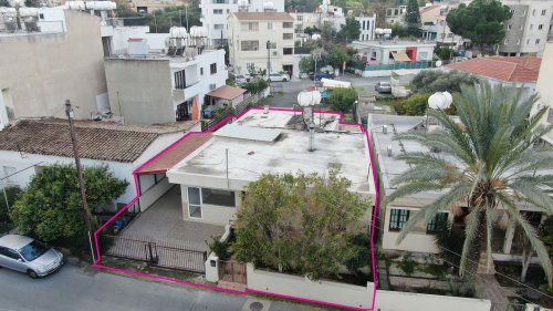 Single storey semi-detached house with a shop, located in Aglantzia, Nicosia - Image 1
