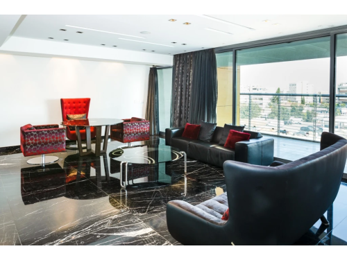 4 BR Penthouse in Neapolis, Limassol - Image 1