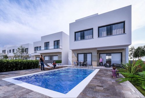 3 BR Villa in Agios Athanasios, Limassol - Image 1
