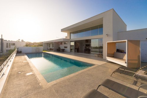 3 BR Bungalow in Agia Paraskevi, Limassol - Image 1