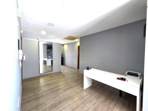 Офис 232 м² в аренду в Agios Athanasios, Limassol, 4102