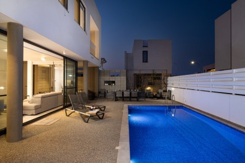 Villa for sale 201 m² in Pernera, Famagusta, 5295