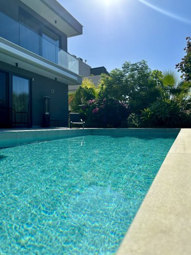 6 BR Villa in Agia Paraskevi, Limassol - Image 1