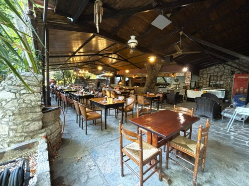 Restaurant with guest rooms in Pera Pedi, Limassol - Image 1