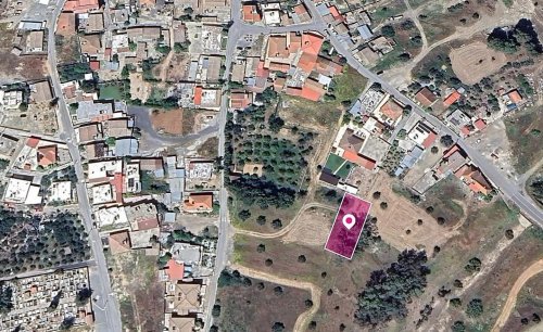 Residential field in Palaiometocho, Nicosia - Image 1