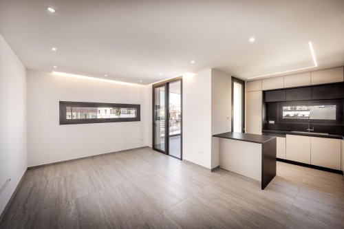 2 BR Apartment in Larnaca - Image 1