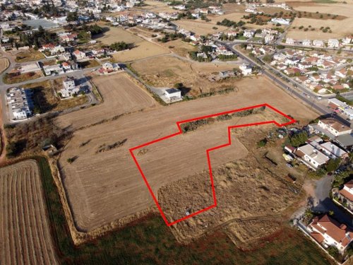 Residential  field in Avgorou, Famagusta - Image 1