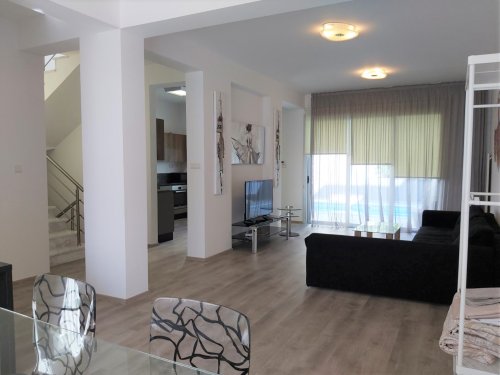 4 BR Villa in Potamos Germasogeia, Limassol - Image 1