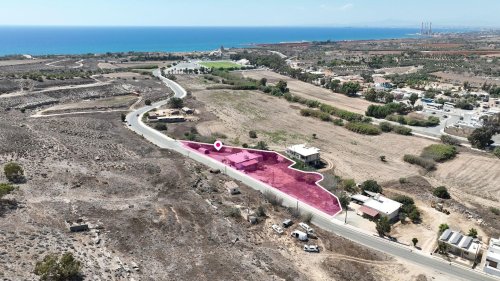 (Share) Residential Field in Ormidia, Larnaca - Image 1