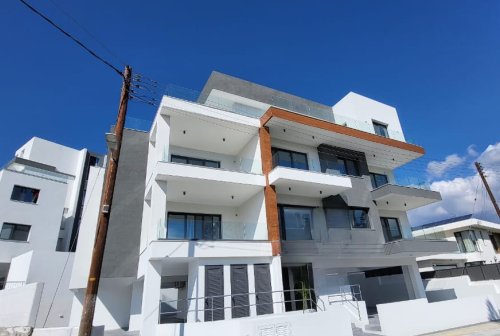 3 BR Penthouse in Parekklisia, Limassol - Image 1
