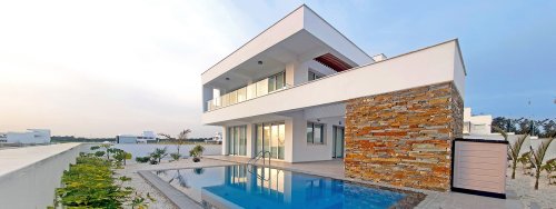 4 BR Villa in Koloni, Paphos - Image 1