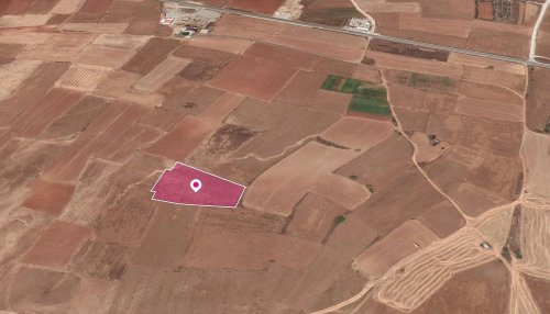 Agricultural field in Palaiometocho, Nicosia - Image 1