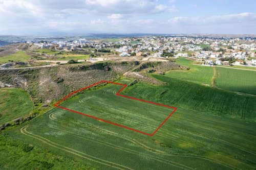 Residential field in Dali, Nicosia - Image 1