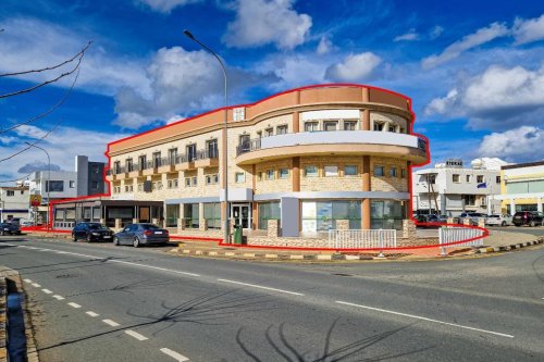 Shared mixed-use building in Deryneia, Famagusta - Image 1