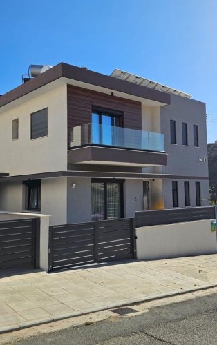 4 BR House in Germasogeia, Limassol - Image 1