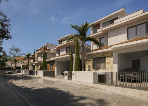 5 BR Villa in Dromolaxia, Larnaca - Image 1