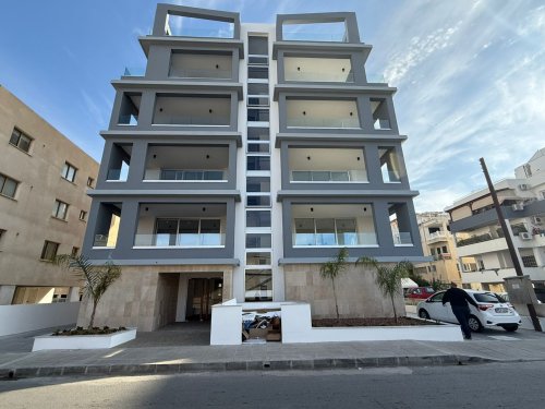2 BR Penthouse in Arch Makarios III, Larnaca - Image 1
