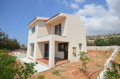 3 BR Villa in Pegeia, Paphos - Image 1