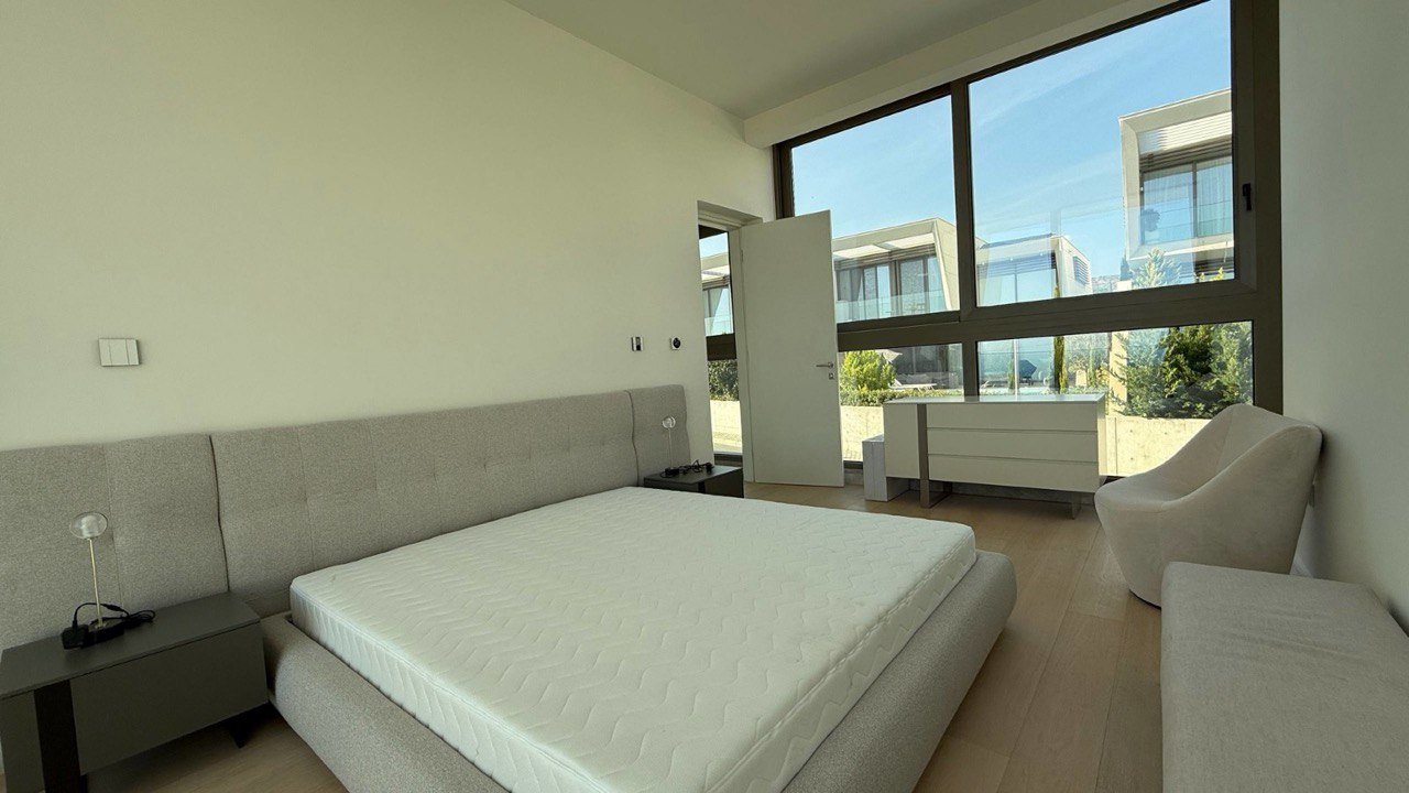 4 BR Villa in Mouttagiaka, Limassol photo 4