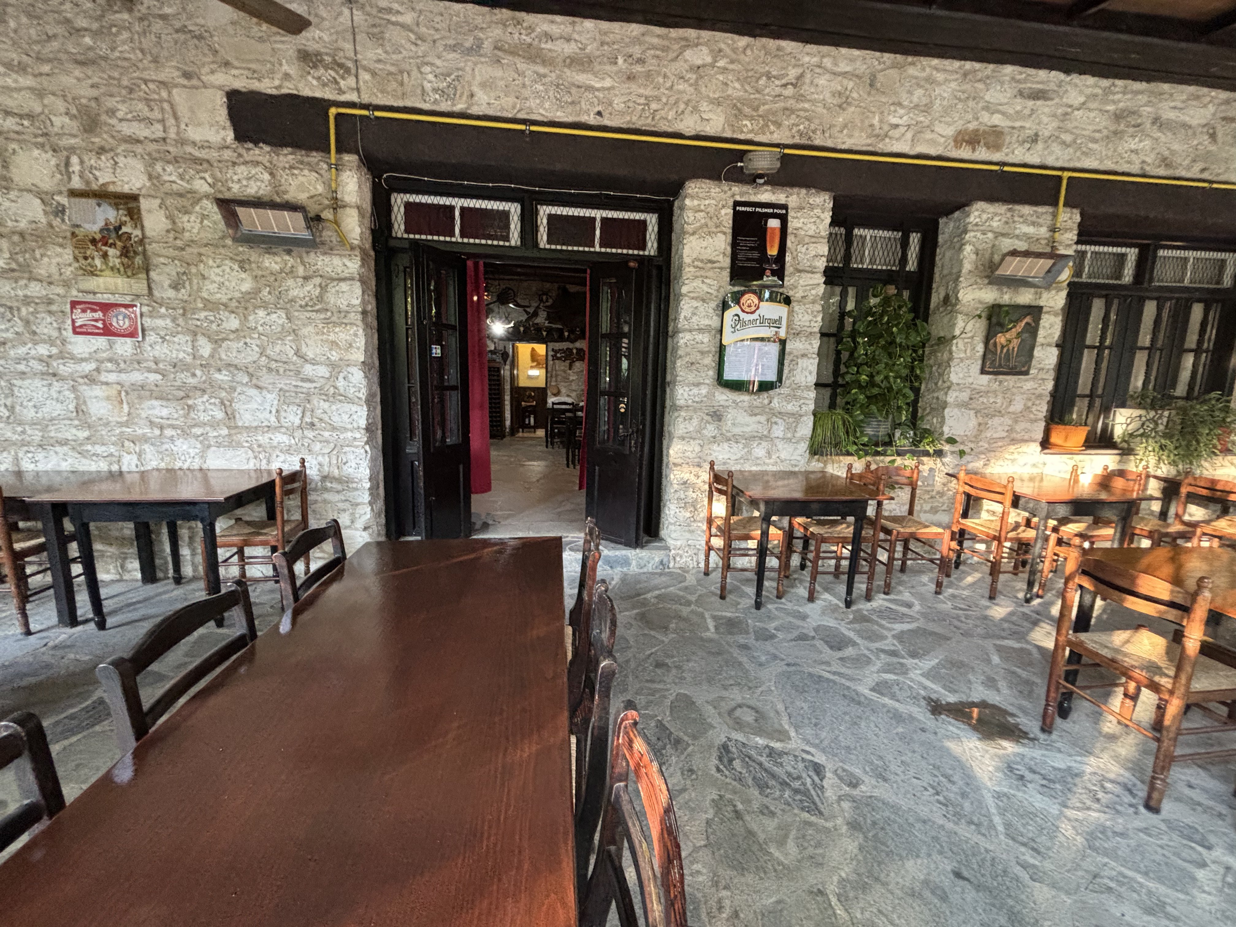Restaurant with guest rooms in Pera Pedi, Limassol photo 4