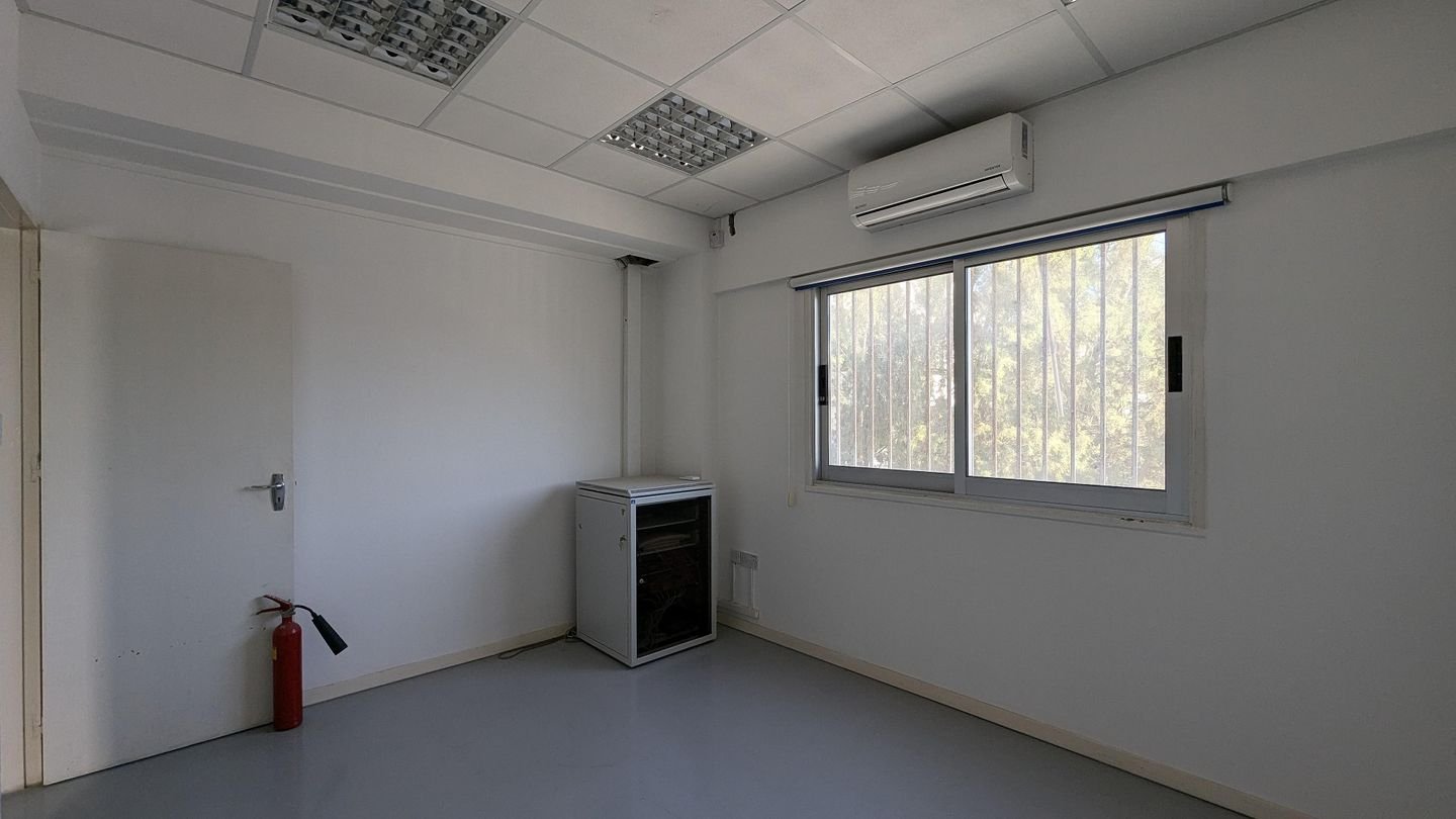 Office space in Kaimakli, Nicosia photo 21