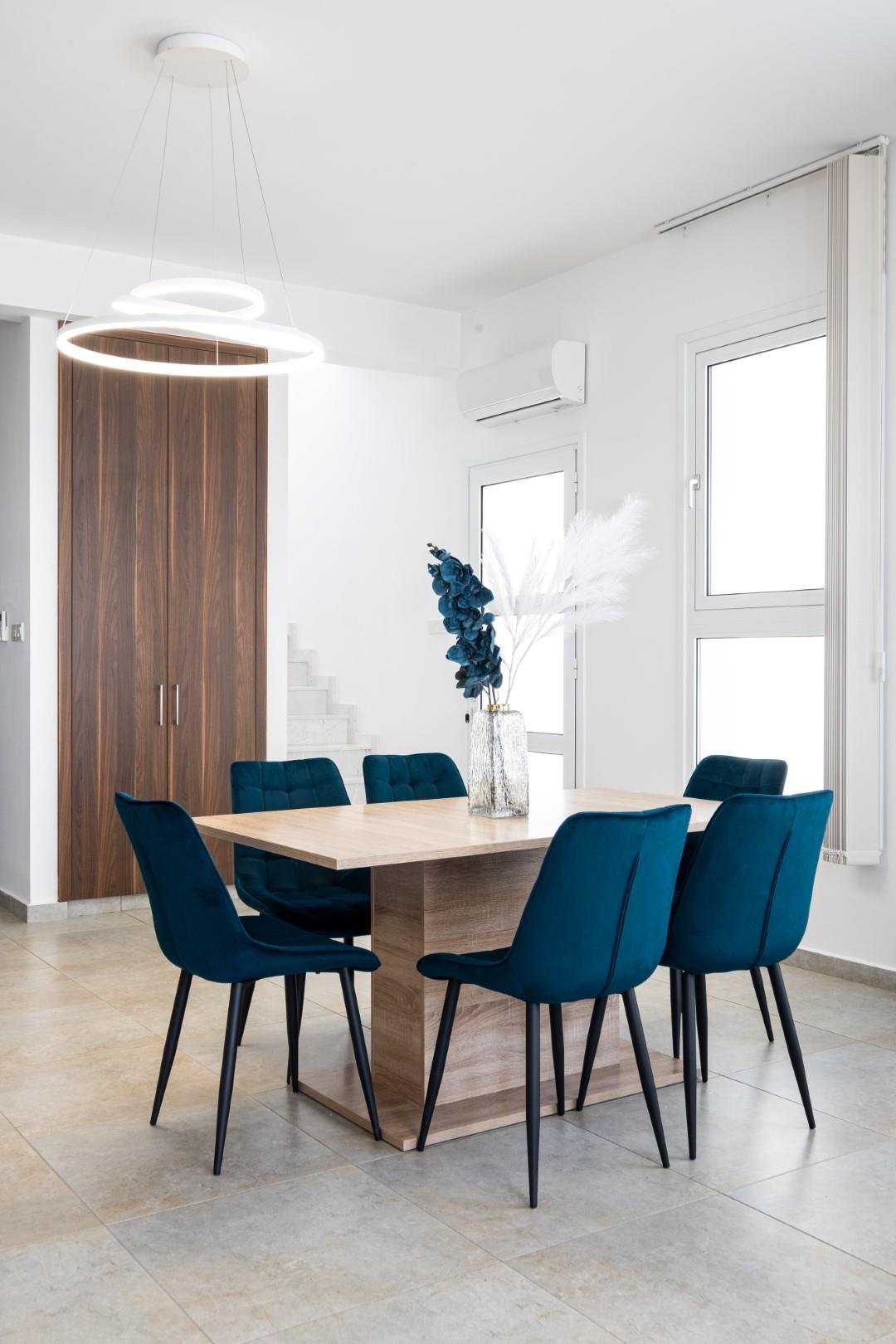 4 BR House in Dromolaxia, Larnaca photo 3