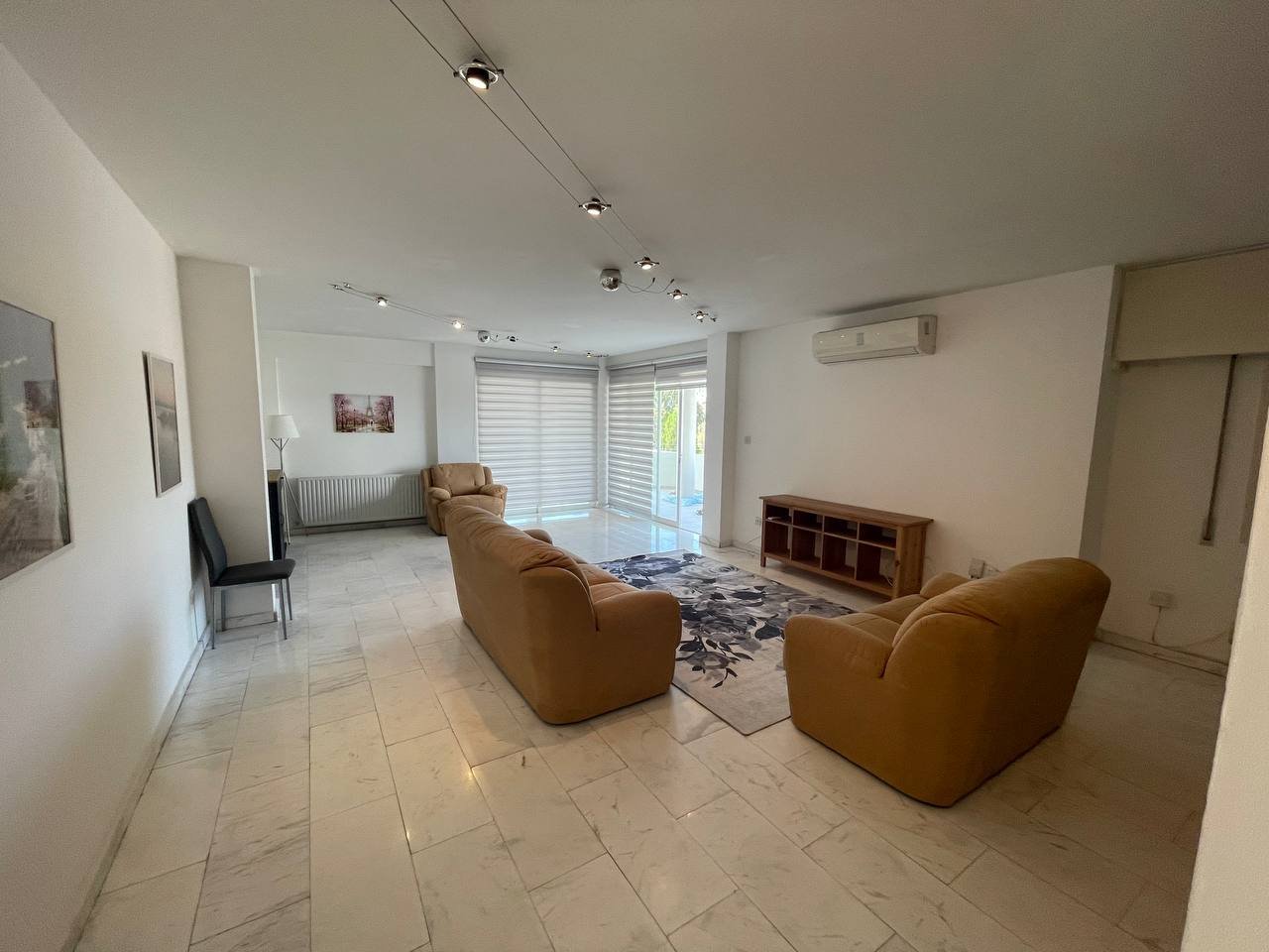 3 BR Apartment in Engomi, Nicosia photo 6