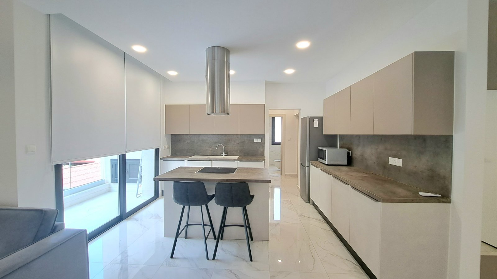 2 BR Apartment in Germasogeia, Limassol photo 6