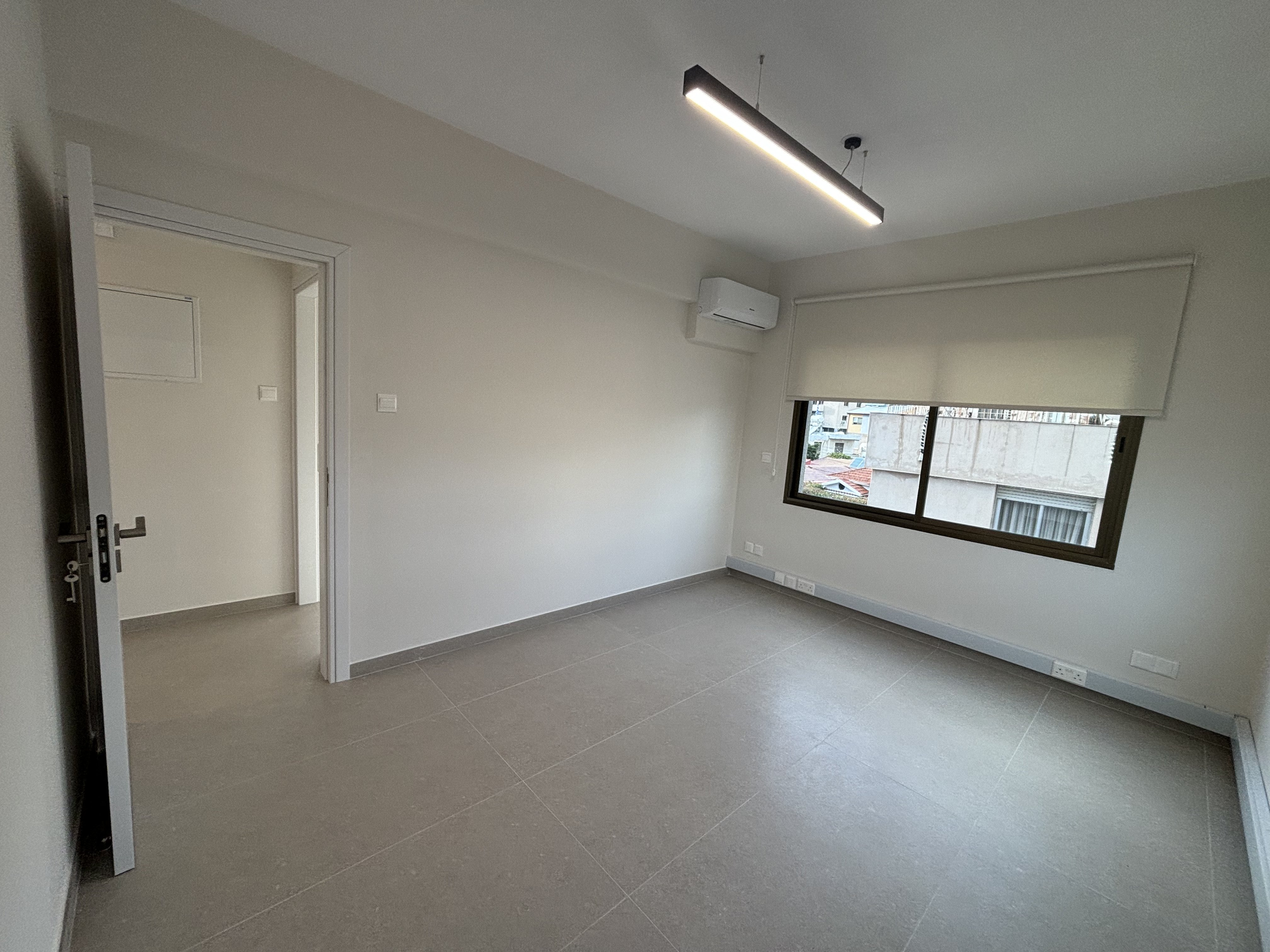 Fully renovated Office in Neapolis, Limassol photo 6