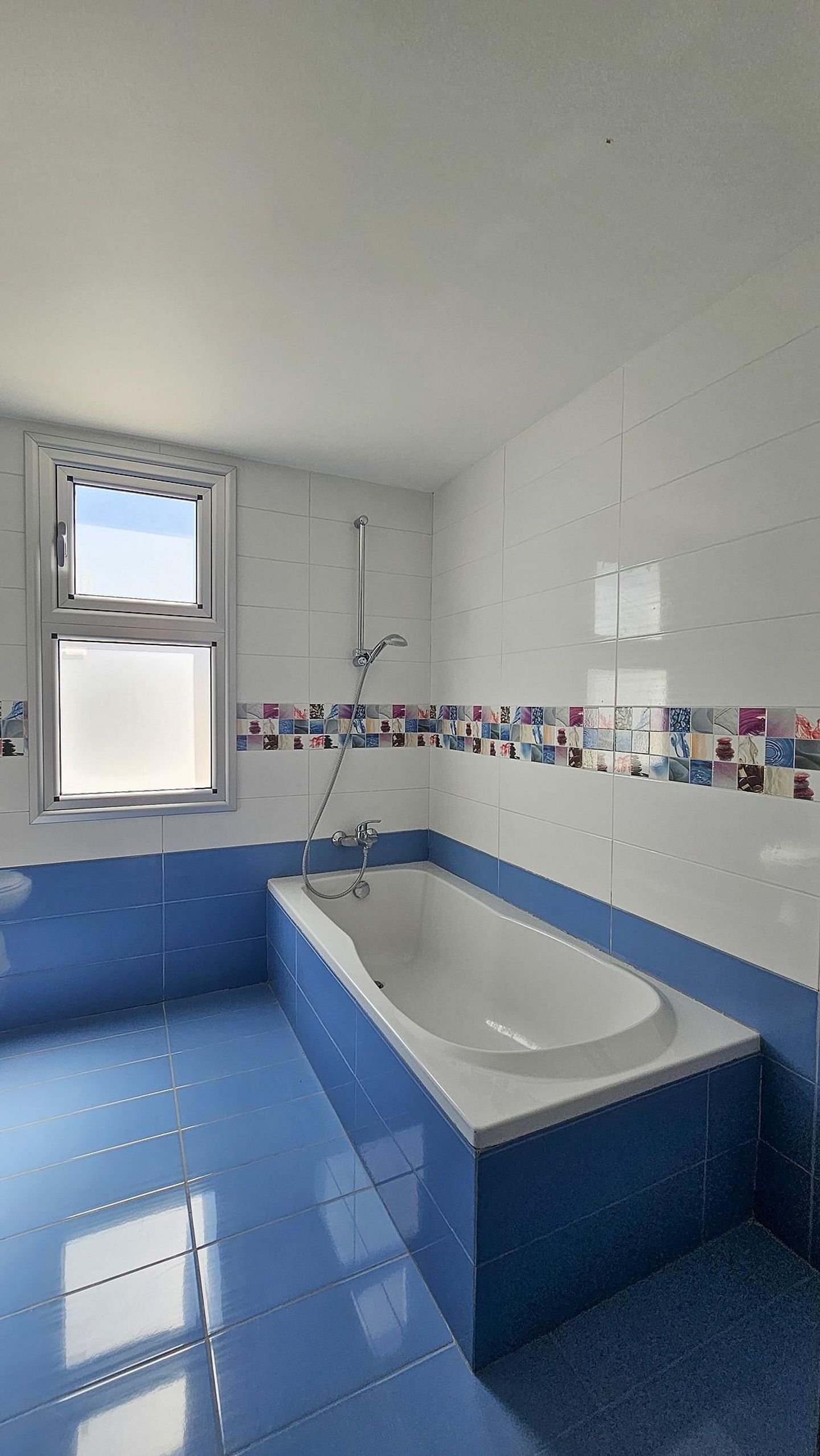 Charming Metallic-Frame Detached Home with Attic – Peristerona, Nicosia photo 19