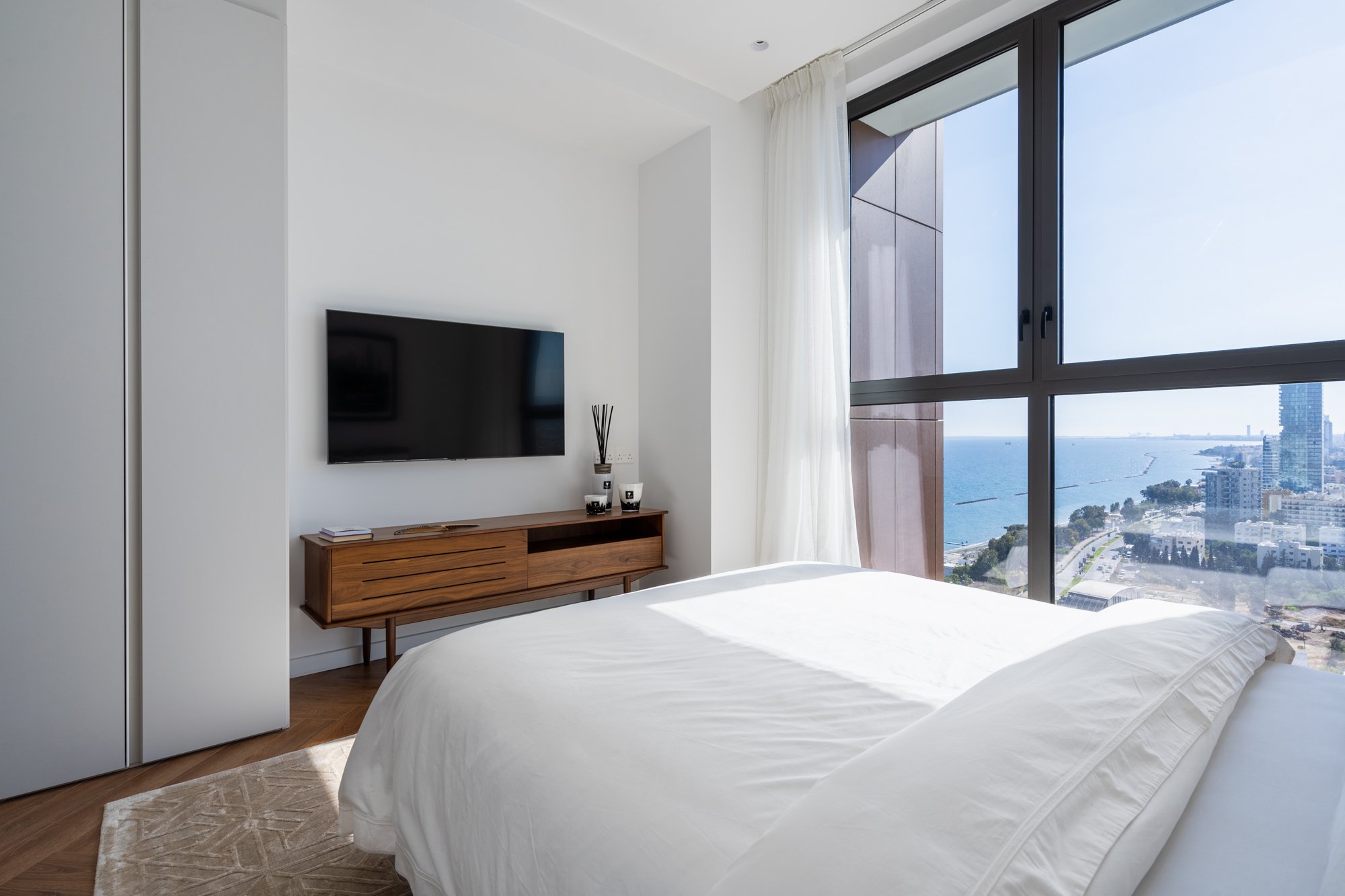 4 BR Apartment in Agios Tychonas, Limassol photo 5