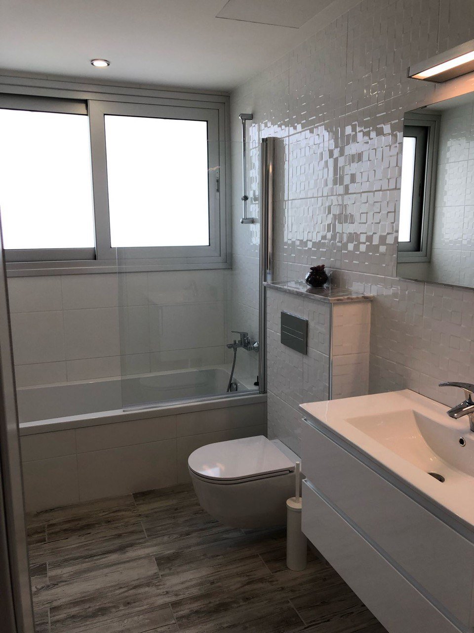 3 BR Apartment in Neapolis, Limassol photo 16