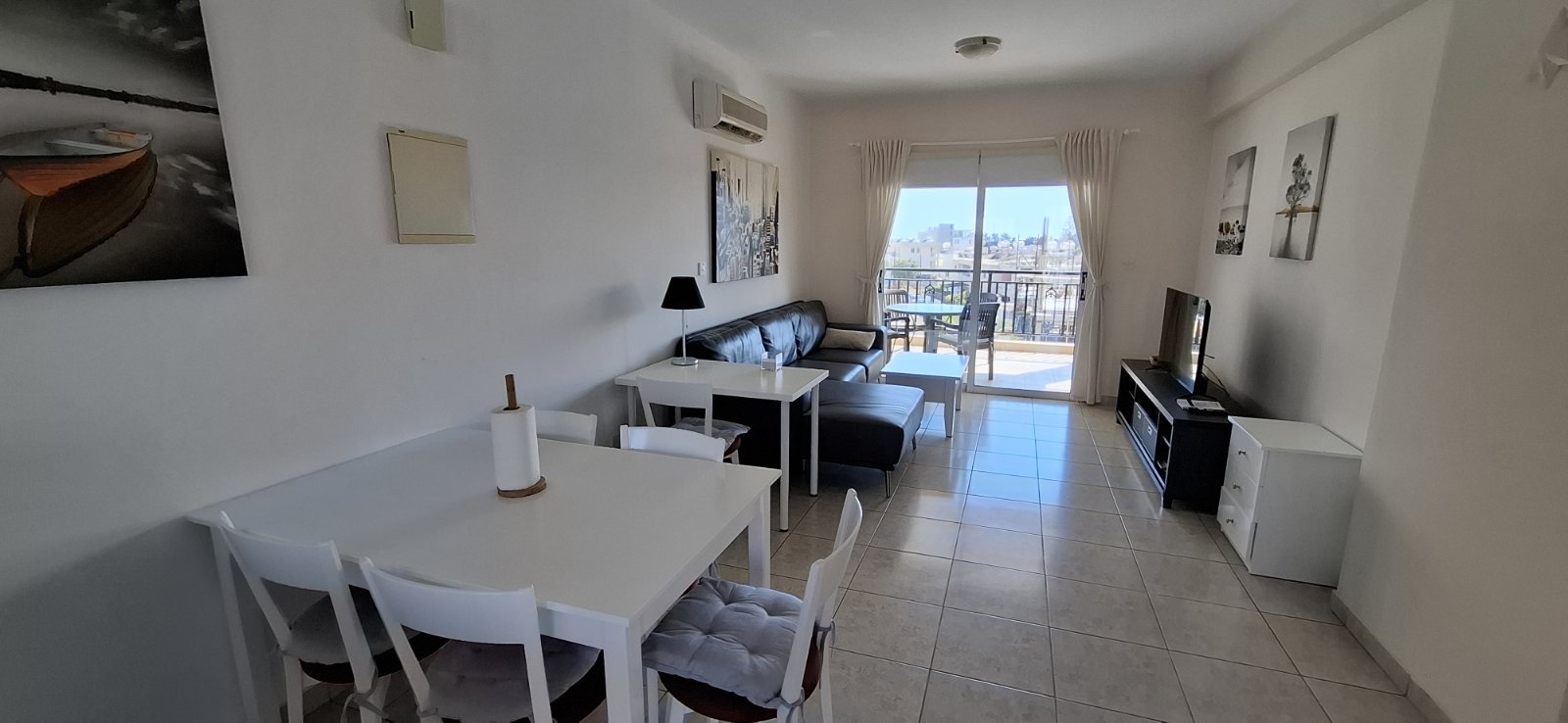 2 BR Apartment in Universal, Paphos photo 2