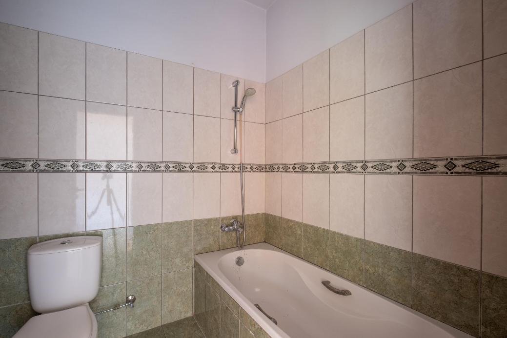 4 bedroom house in Agios Theodoros, Larnaca photo 11