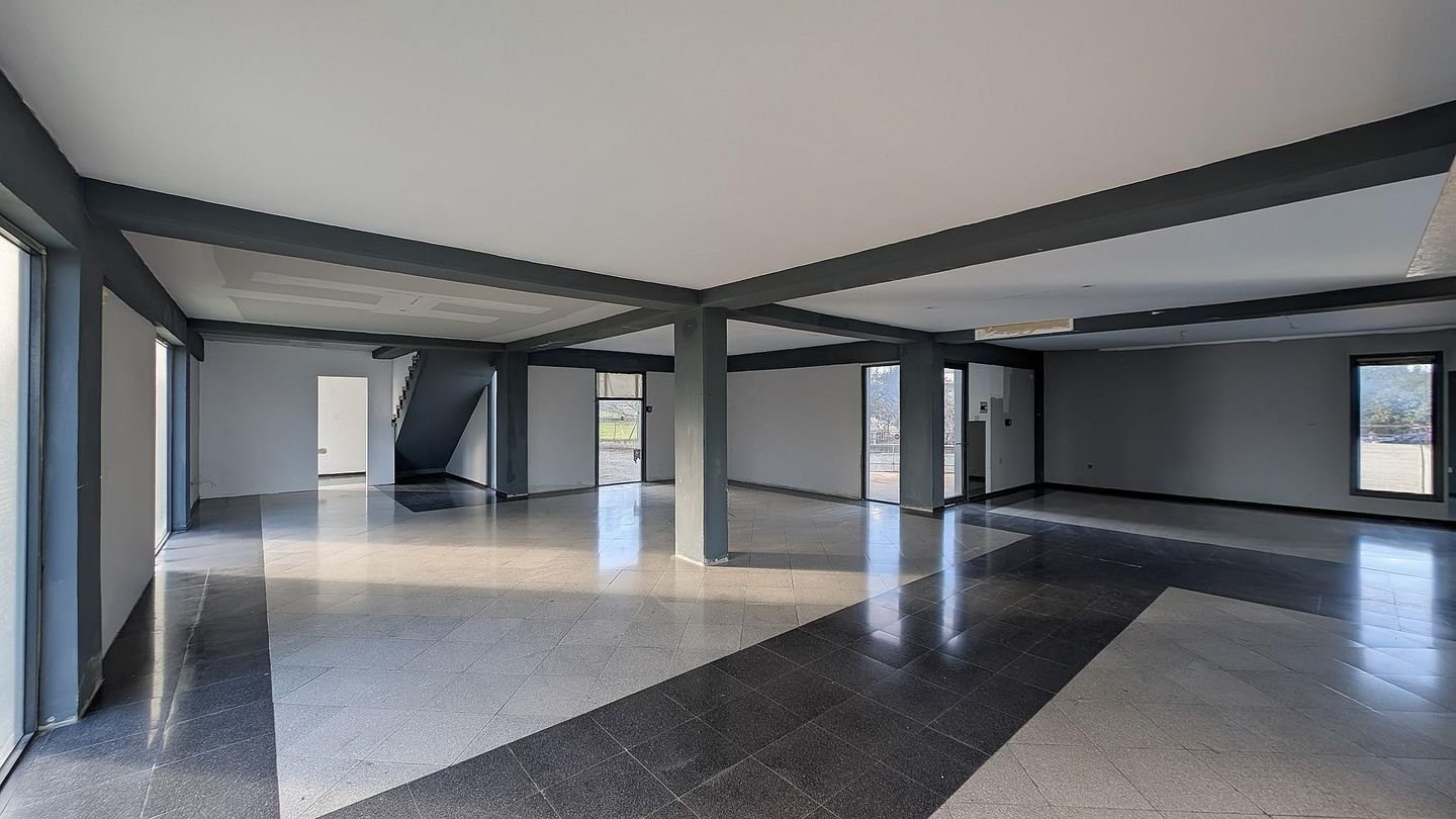 Commercial building in Kokkinotrimithia, Nicosia photo 11