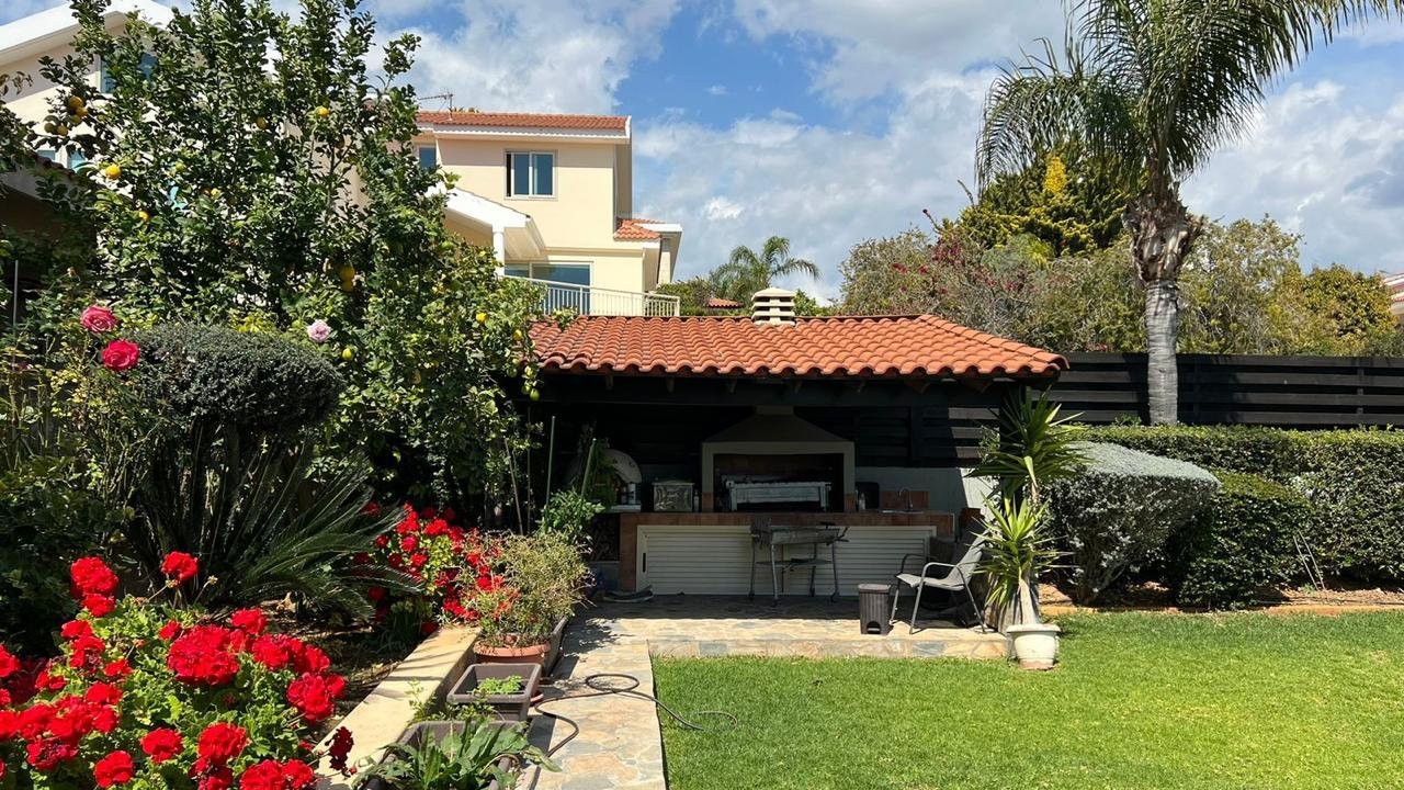 5 BR Villa in Agios Athanasios, Limassol photo 15