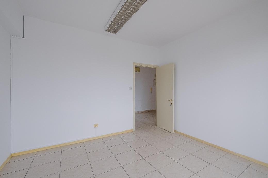 Offices in Agios Antonios, Nicosia photo 6