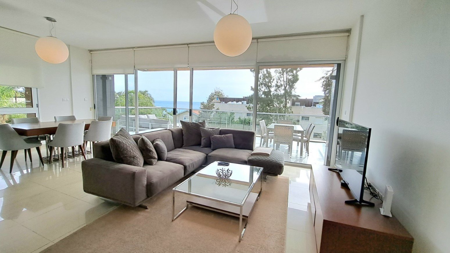 Luxury 3 BR Apartment in Agios Tychonas, Limassol Tourist Area photo 1