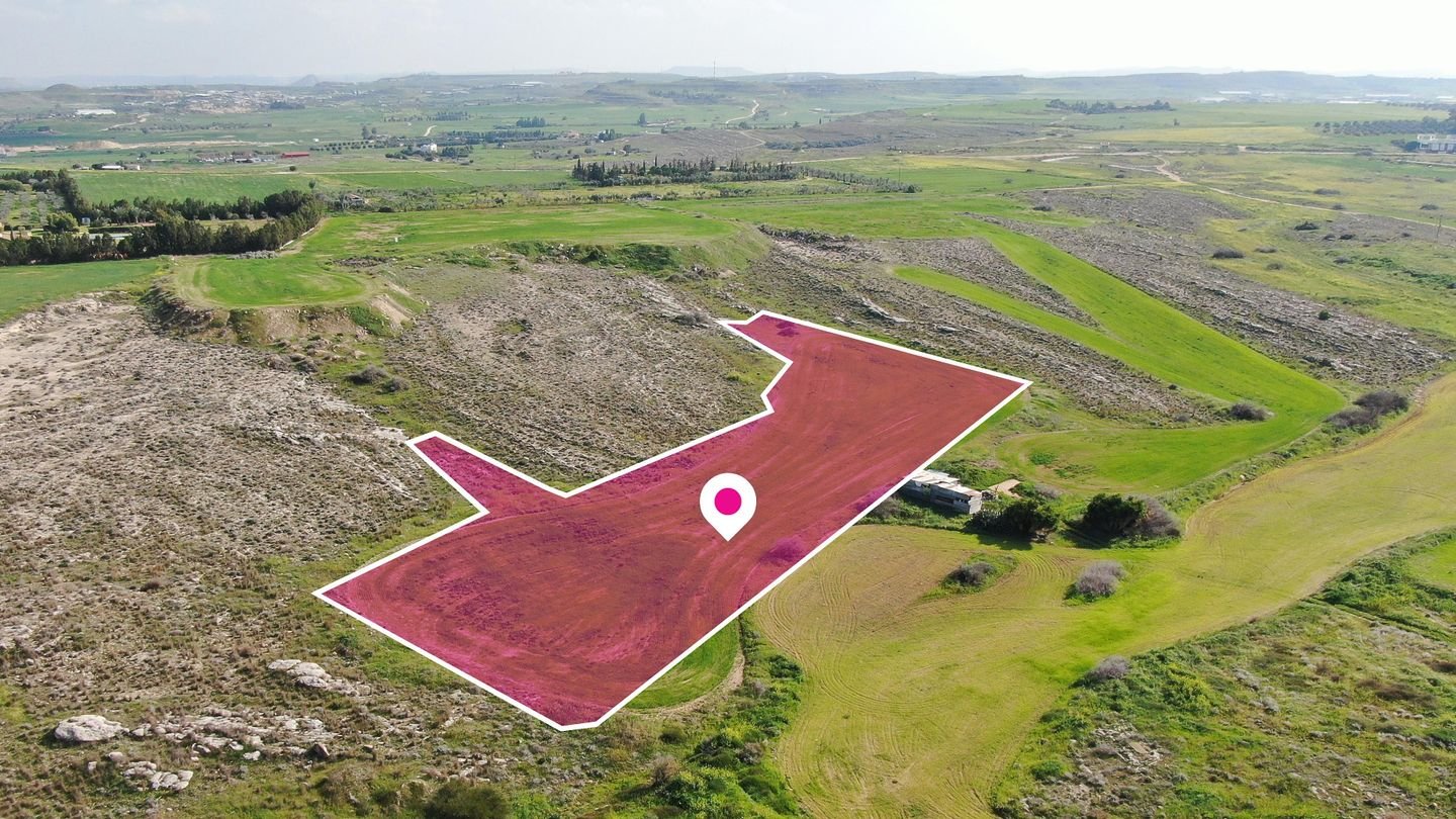 Share (25%) of a residential field, Geri photo 3