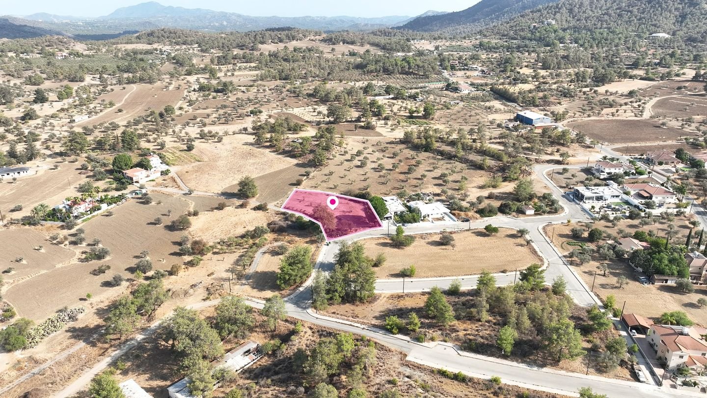 Residential Field in Lythrodontas, Nicosia photo 4