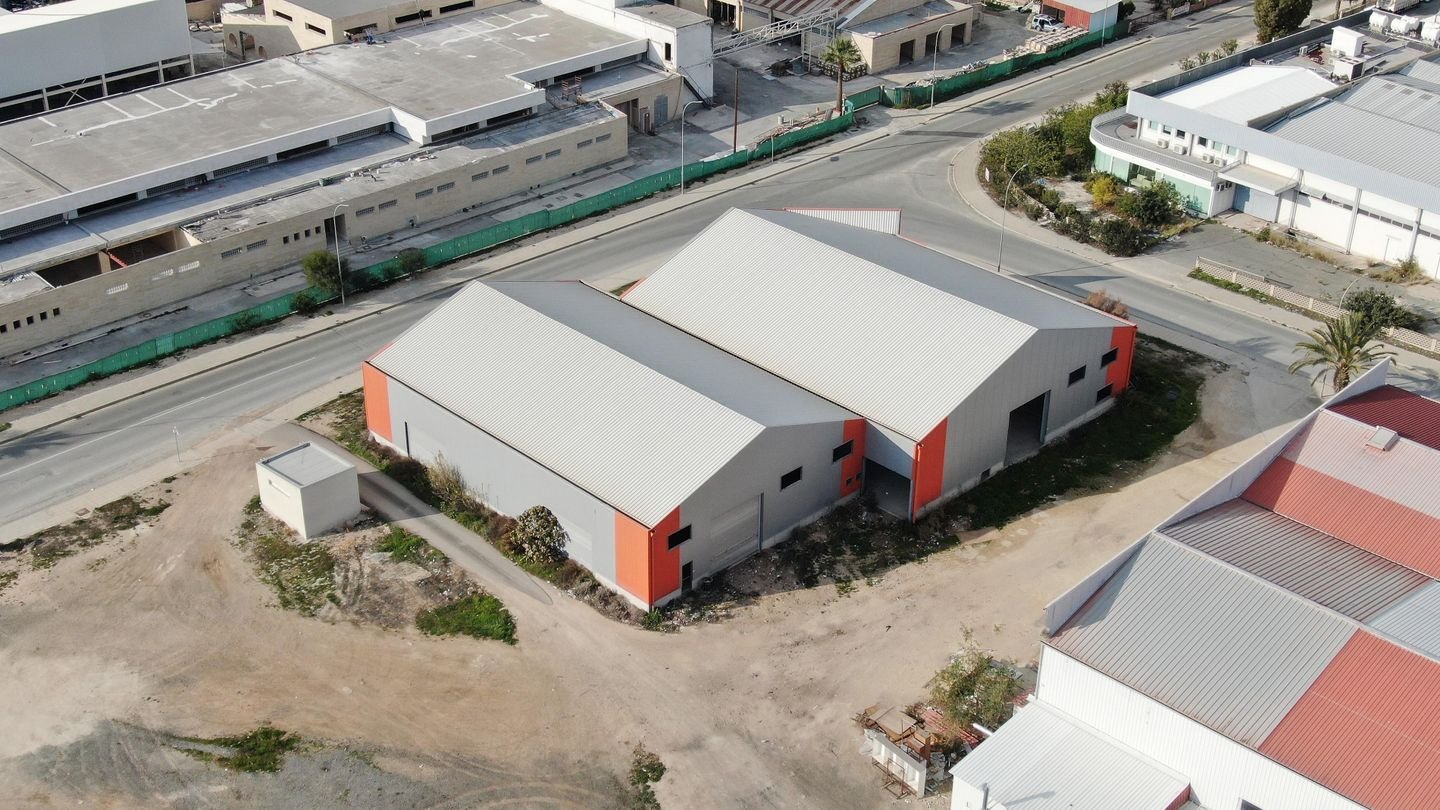 Incomplete Light Industrial Building in Kokkinotrimithia, Nicosia photo 8