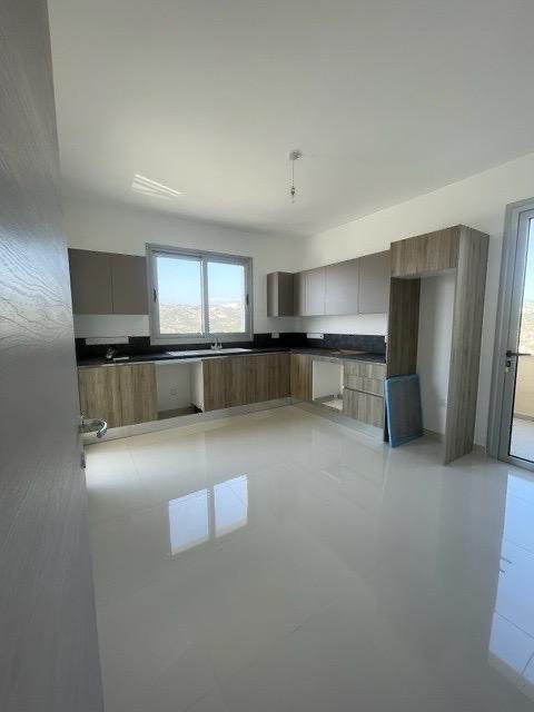 5 BR Villa in Agios Tychonas, Limassol photo 4