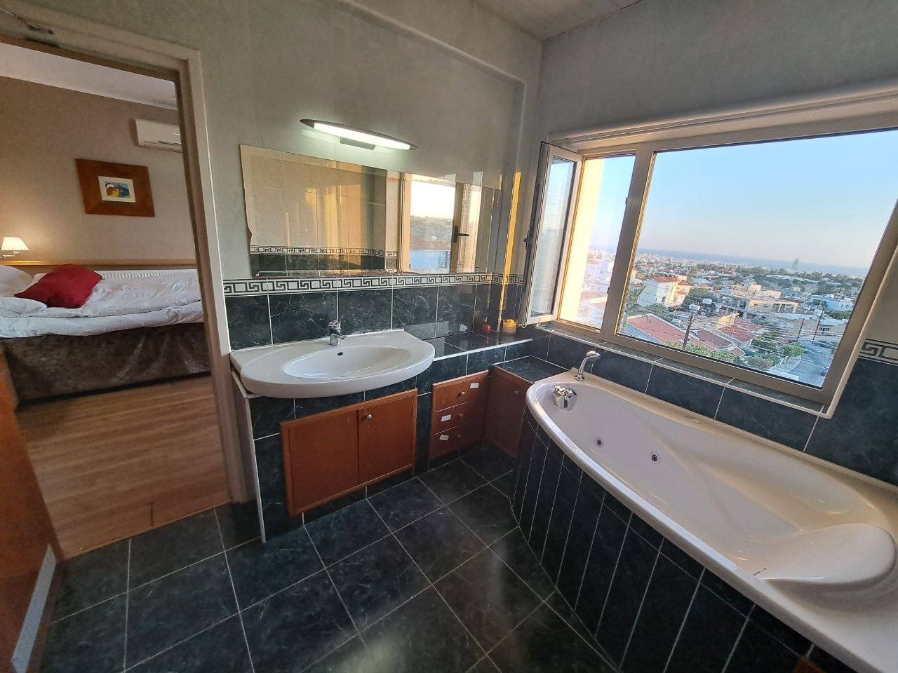 4 BR Villa + separate studio in Agia Fyla, Limassol photo 13