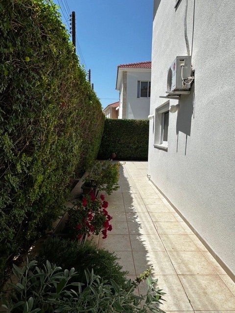 3 BR House in Germasogeia, Limassol photo 13
